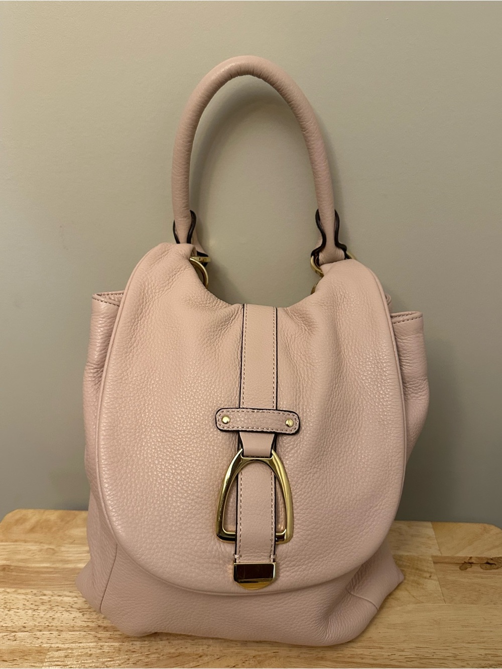 G.I.L.I. Blush Pink Leather Hobo with Gold Hardware - Picture 13 of 16